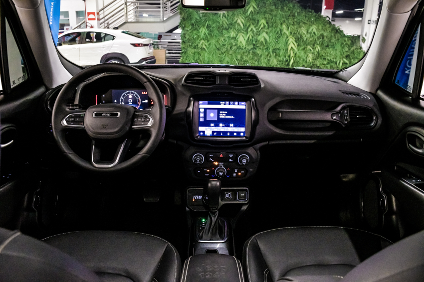 JEEP RENEGADE 1.3 T270 TURBO FLEX WILLYS 4x4 AT9 13