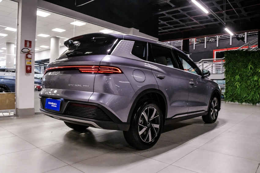 BYD SONG PRO 1.5 DM-I HÍBRIDO GS AUTOMÁTICO 10