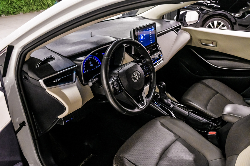 Toyota COROLLA 2.0 VVT-IE FLEX ALTIS DIRECT SHIFT 13