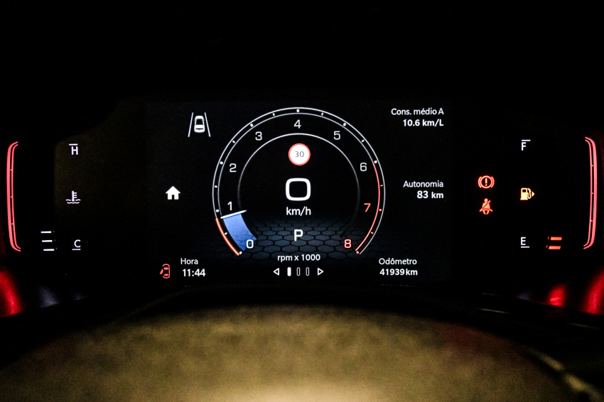 JEEP RENEGADE 1.3 T270 TURBO FLEX LONGITUDE AT6 12