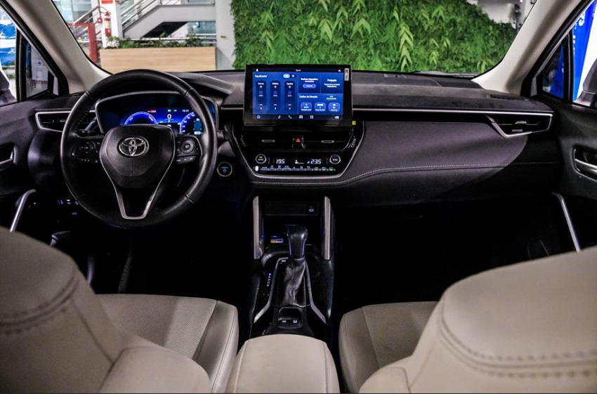 Toyota COROLLA CROSS 1.8 VVT-I HYBRID FLEX XRX CVT 11
