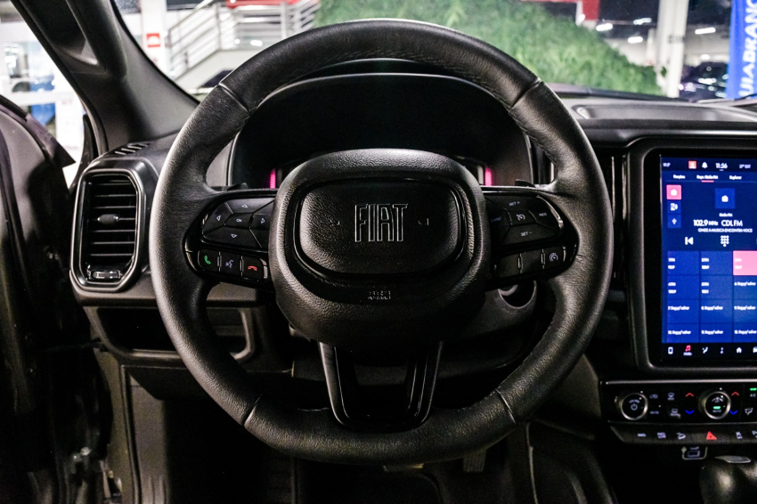 Fiat TORO 2.0 16V TURBO DIESEL ULTRA 4WD AT9 15