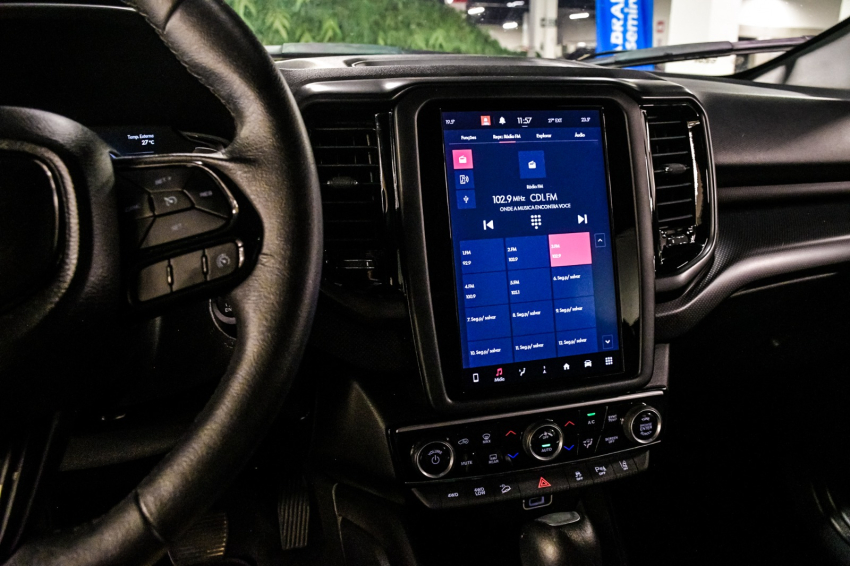Fiat TORO 2.0 16V TURBO DIESEL ULTRA 4WD AT9 17