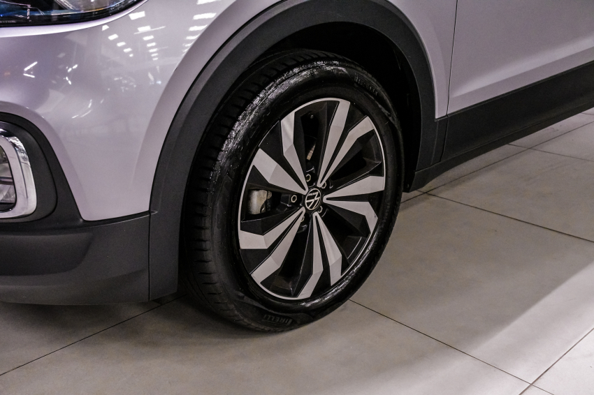 Volkswagen T-CROSS 1.4 250 TSI TOTAL FLEX HIGHLINE AUTOMÁTICO 2