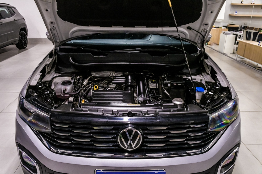 Volkswagen T-CROSS 1.4 250 TSI TOTAL FLEX HIGHLINE AUTOMÁTICO 6