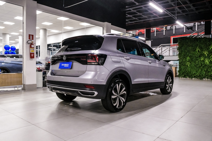 Volkswagen T-CROSS 1.4 250 TSI TOTAL FLEX HIGHLINE AUTOMÁTICO 9