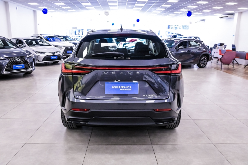 Lexus NX 350h 2.5 16V VVT-I HYBRID LUXURY CVT AWD 8