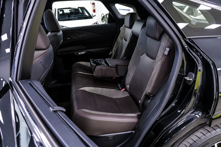 Lexus RX 450H+ 2.5 PHEV AWD CVT 26