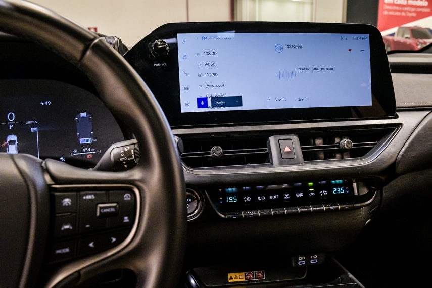 Lexus UX 300H 2.0 VVT-I HYBRID CVT 16