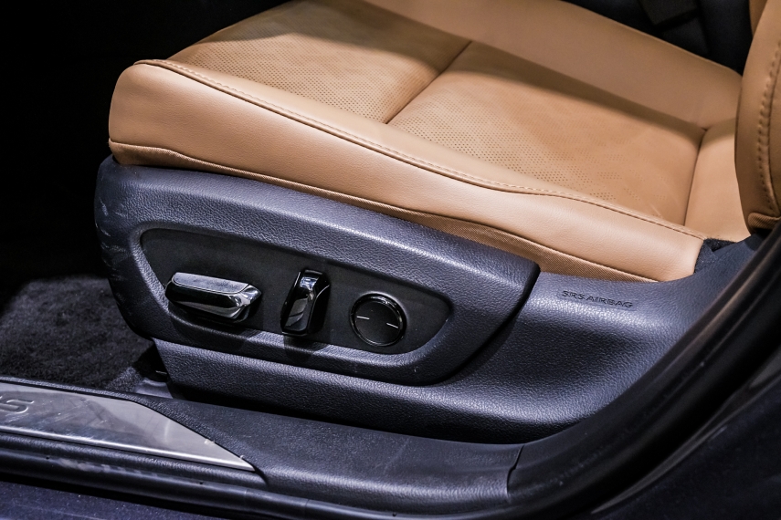 Lexus UX 300H 2.0 VVT-I HYBRID CVT 20