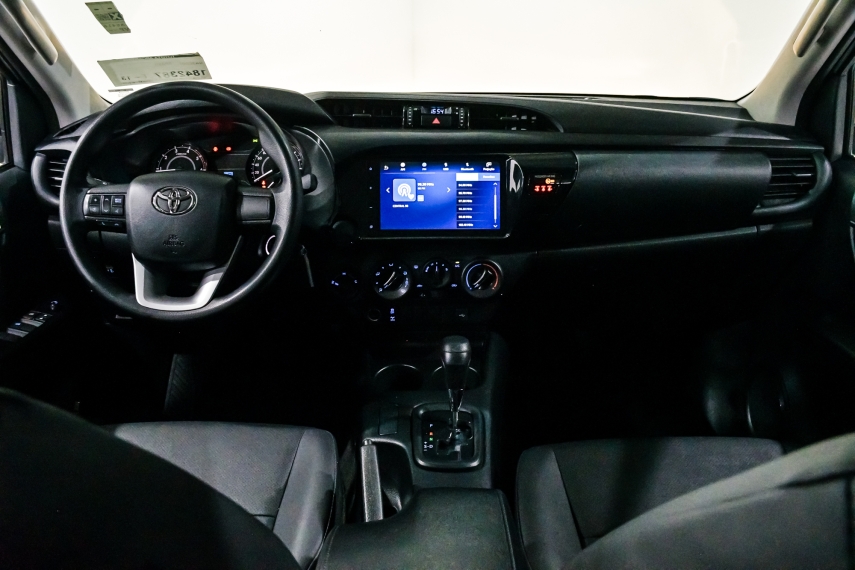 Toyota HILUX 2.8 D-4D TURBO DIESEL CD POWER PACK 4X4 AUTOMÁTICO 13