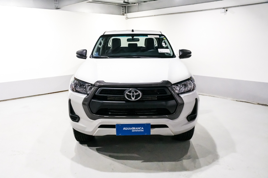 Toyota HILUX 2.8 D-4D TURBO DIESEL CD POWER PACK 4X4 AUTOMÁTICO 3
