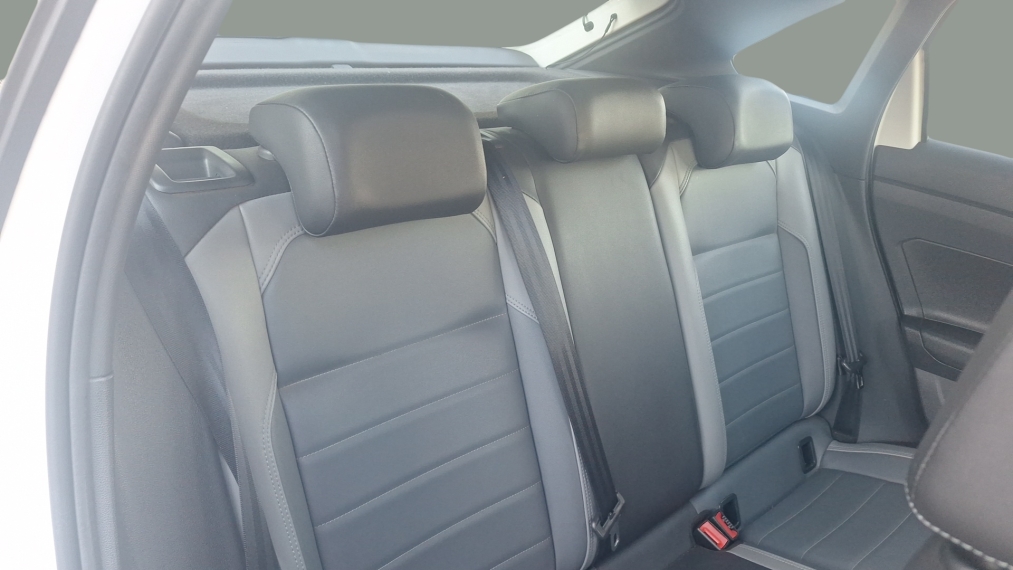 volkswagen nivus 1.0 200 tsi total flex highline automatico 4p 2023