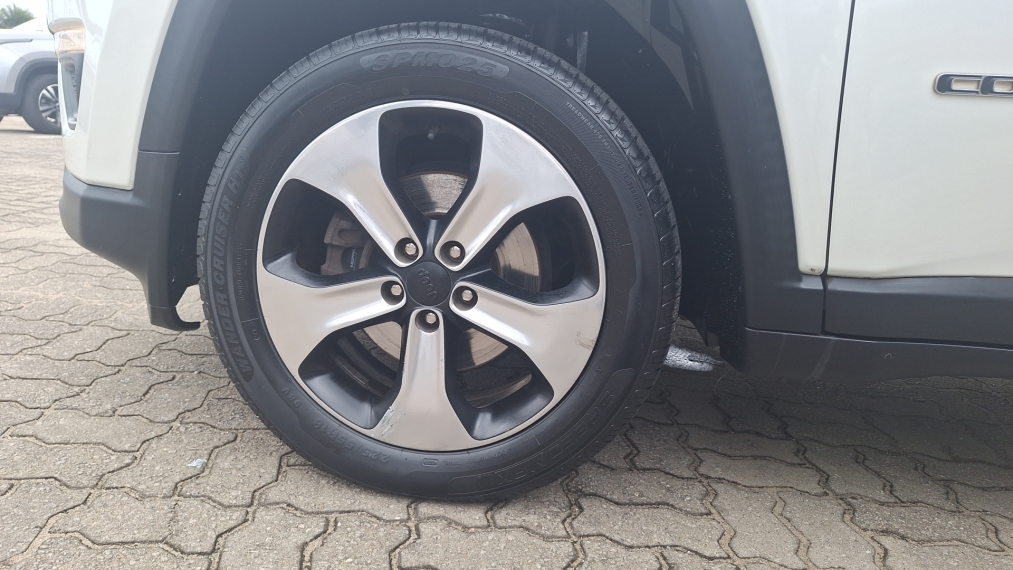 jeep compass 2.0 16v flex longitude automatico 4p 201716