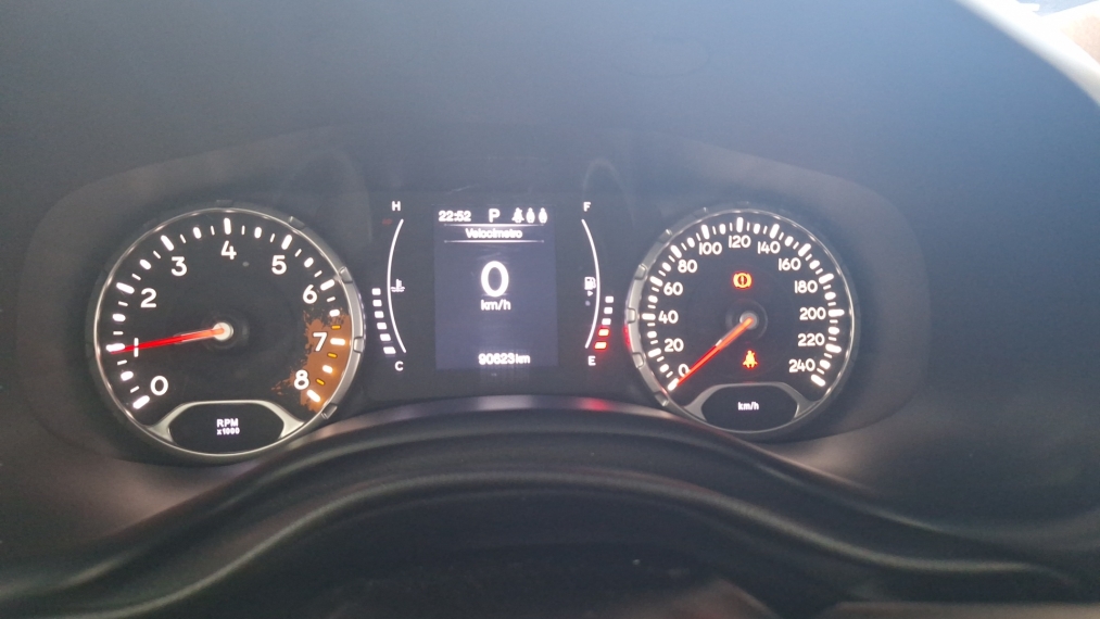 jeep renegade 1.8 16v flex longitude 4p automatico 20189