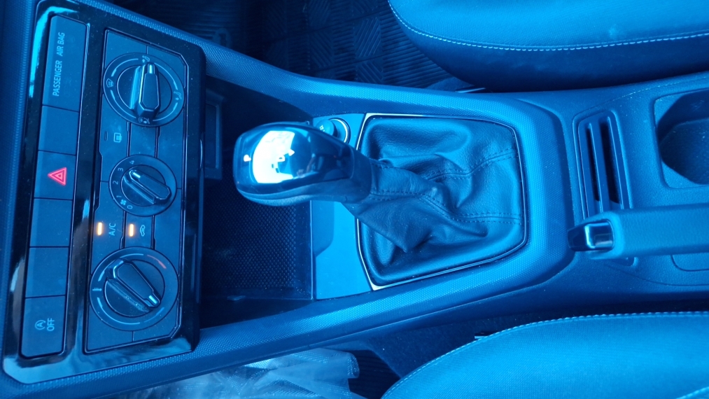 volkswagen t-cross 1.0 200 tsi total flex sense automatico 4p 202412