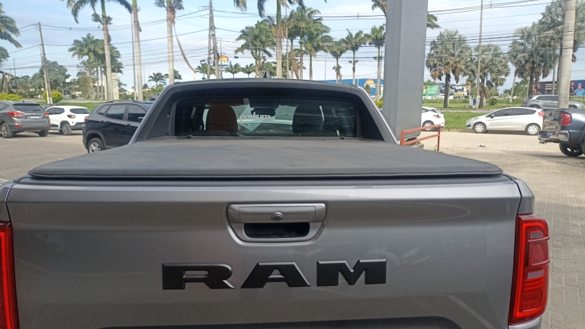 ram rampage 2.0 hurricane 4 turbo gasolina r/t 4x4 automatico 4p 202418