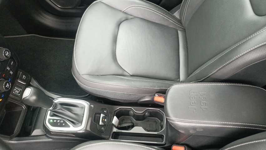jeep renegade 1.3 t270 turbo flex sahara at6 4p automatico 202615