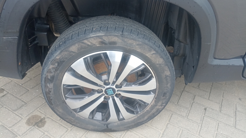 fiat toro 2.0 16v turbo diesel volcano 4wd at9 4p automatico 202416