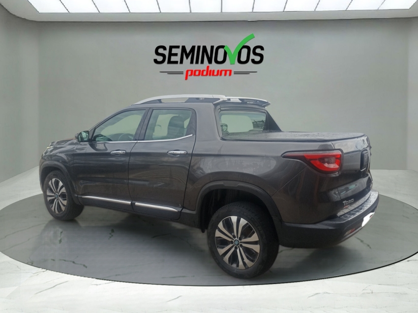 fiat toro 2.0 16v turbo diesel volcano 4wd at9 4p automatico 20243