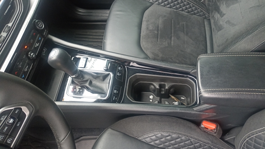 jeep compass 2.0 hurricane 4 turbo gasolina blackhawk at9 4p automatico 202515