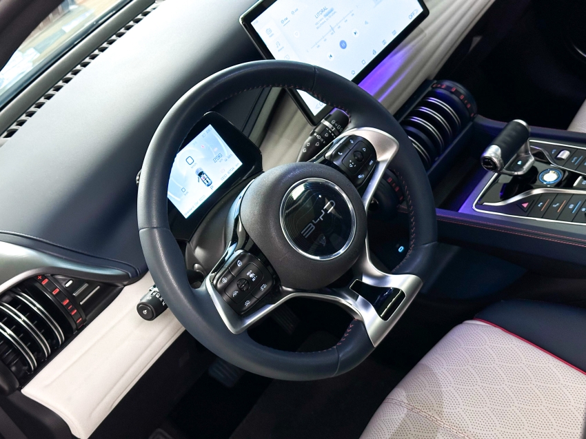 Carro BYD YUAN PLUS