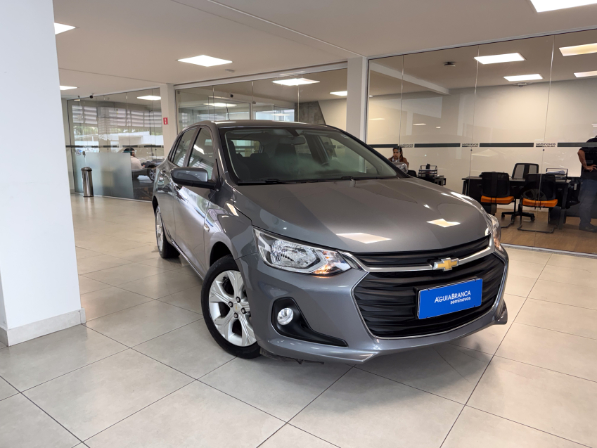 Carro Chevrolet ONIX