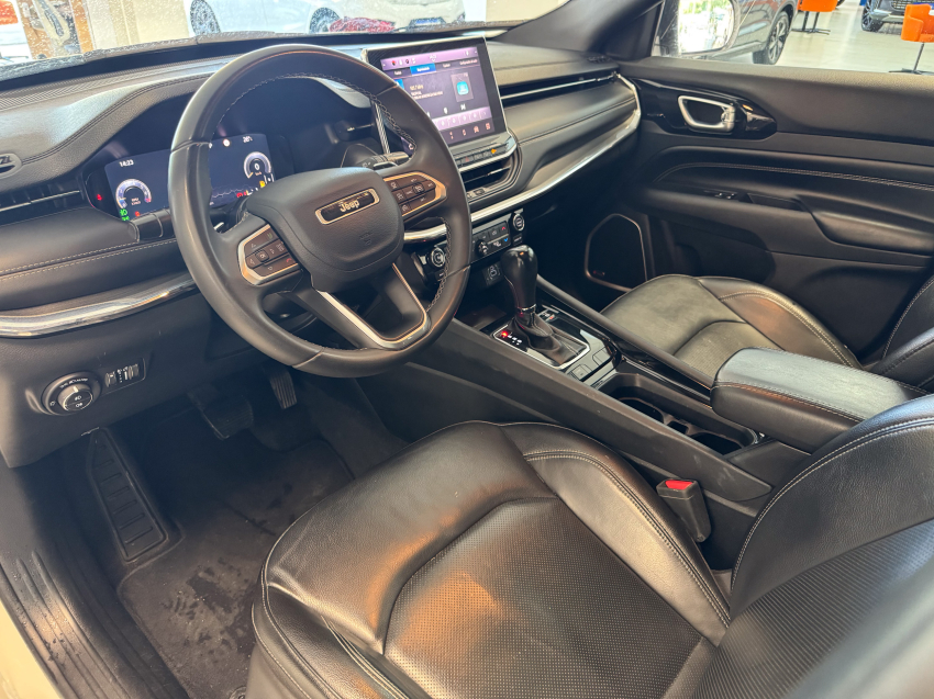 Carro JEEP COMPASS