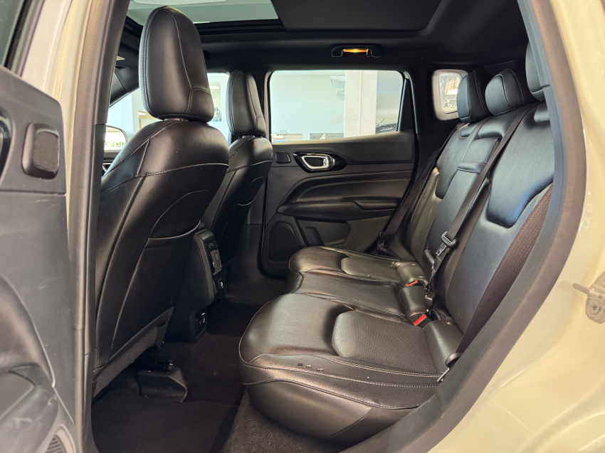 Carro JEEP COMPASS