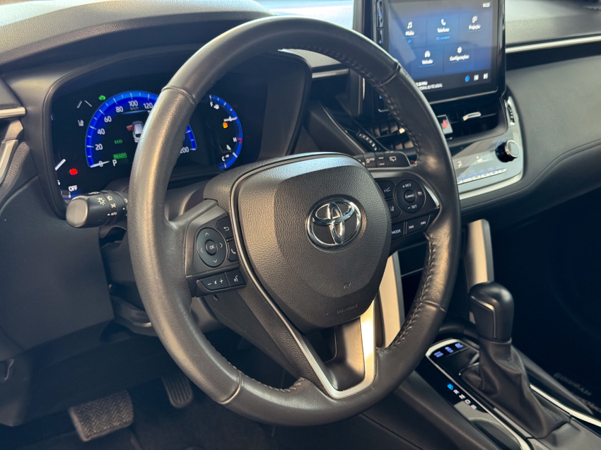 Carro Toyota COROLLA CROSS