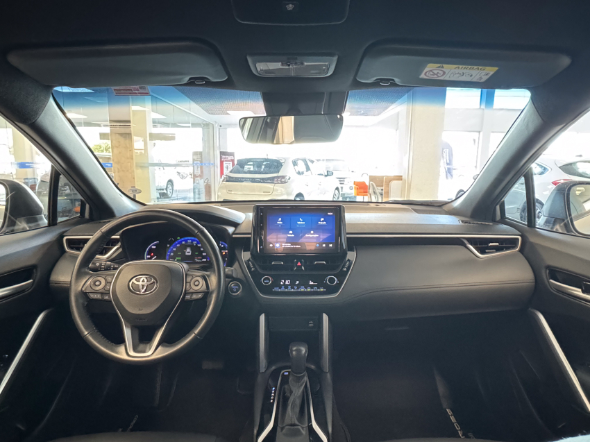 Carro Toyota COROLLA CROSS