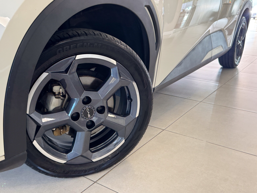 Carro BYD DOLPHIN MINI