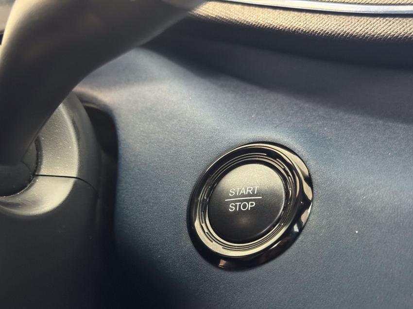 Carro BYD DOLPHIN MINI