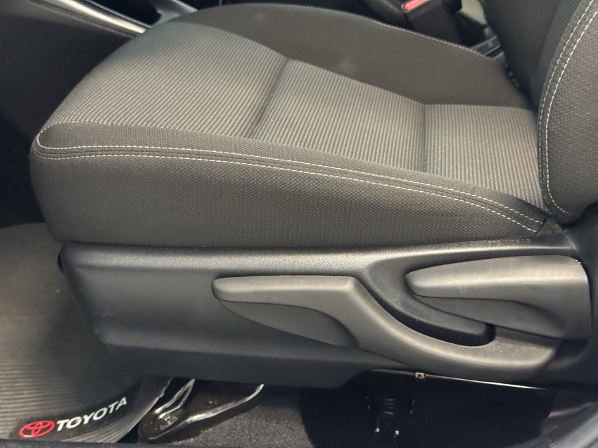 Carro Toyota YARIS