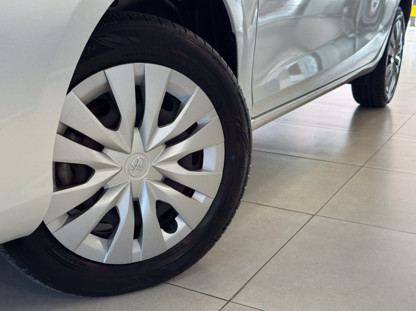 Carro Toyota YARIS