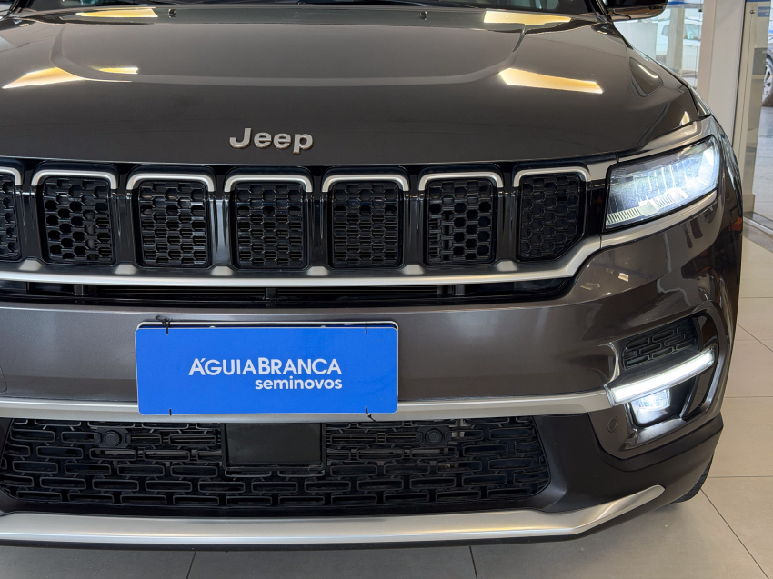 JEEP COMMANDER 1.3 T270 TURBO FLEX LIMITED AT6 4