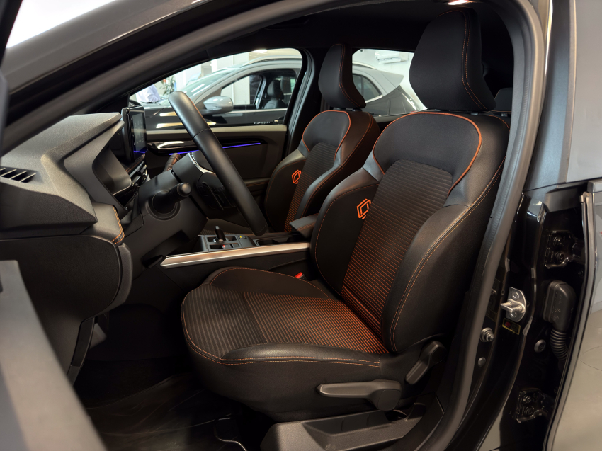 Renault KARDIAN 1.0 TCE FLEX PREMIÉRE EDITION EDC 25