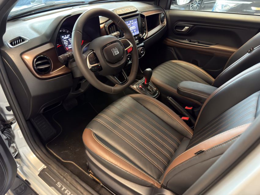 Fiat STRADA 1.0 TURBO 200 FLEX RANCH CD CVT 14