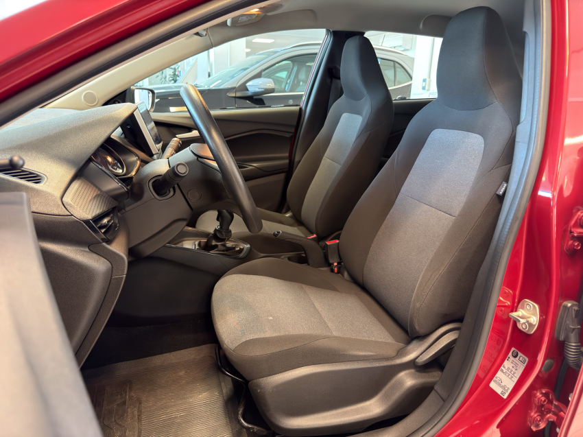 Chevrolet ONIX 1.0 TURBO FLEX LT MANUAL 23