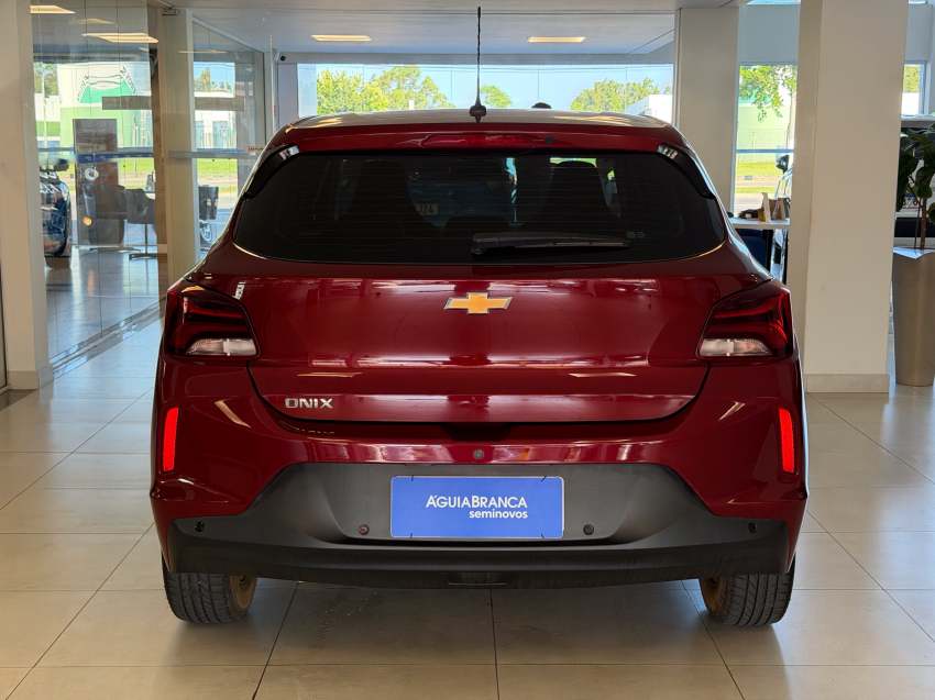 Chevrolet ONIX 1.0 TURBO FLEX LT MANUAL 8