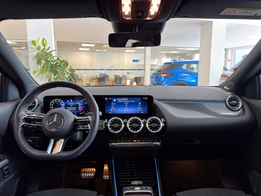Mercedes-Benz GLA 200 1.3 MHEV AMG LINE 7G-DCT 14