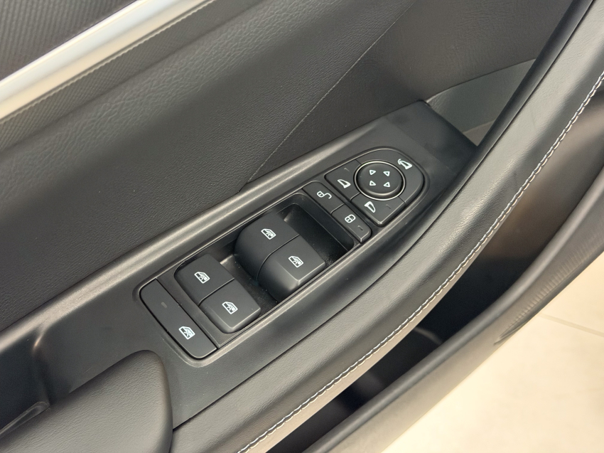 BYD KING 1.5 DM-I PHEV GL AUTOMÁTICO 21