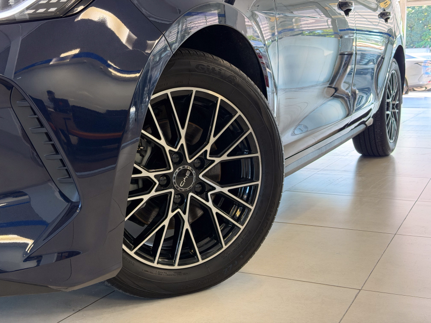 BYD KING 1.5 DM-I PHEV GL AUTOMÁTICO 2