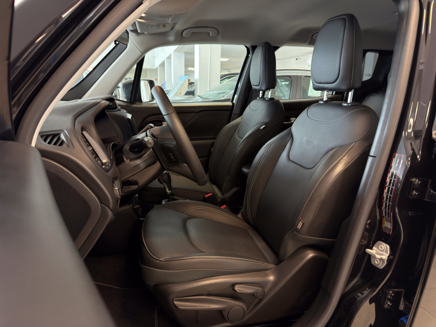 JEEP RENEGADE 1.3 T270 TURBO FLEX LONGITUDE AT6 24
