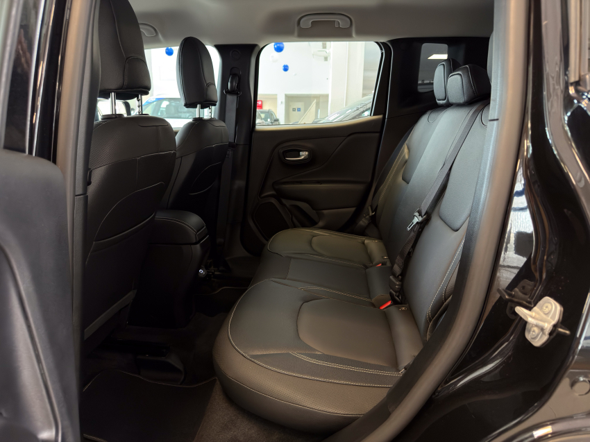 JEEP RENEGADE 1.3 T270 TURBO FLEX LONGITUDE AT6 26