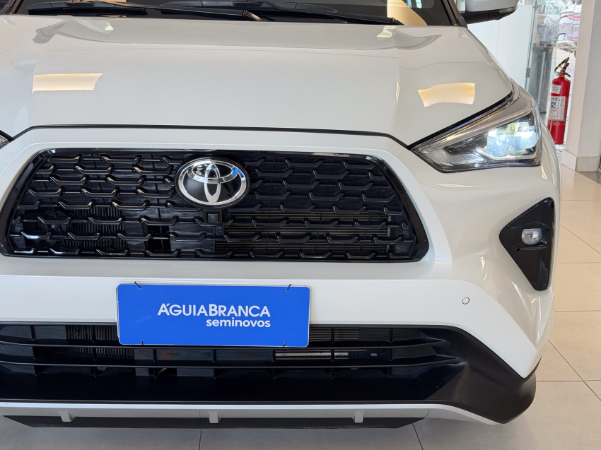 Toyota YARIS CROSS 1.5 VVT-I HYBRID FLEX XRX CVT 4