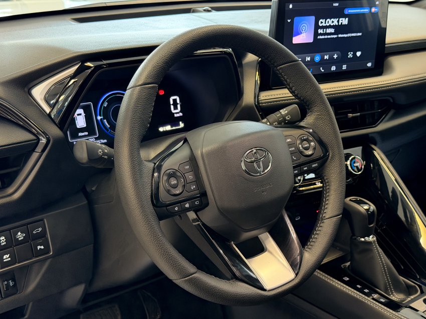 Toyota YARIS CROSS 1.5 VVT-I HYBRID FLEX XRX CVT 17