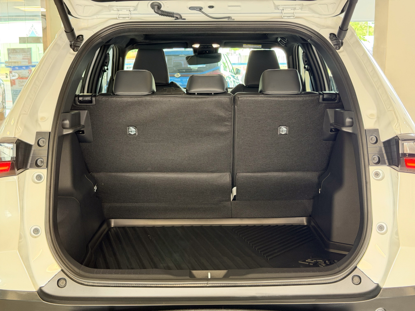 Toyota YARIS CROSS 1.5 VVT-I HYBRID FLEX XRX CVT 11