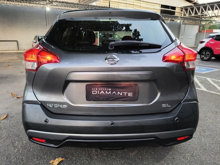 nissan kicks 1.6 16v flexstart sl 4p xtronic flex automatico 2021