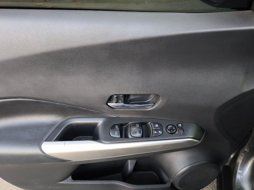 nissan kicks 1.6 16v flexstart sl 4p xtronic flex automatico 2021